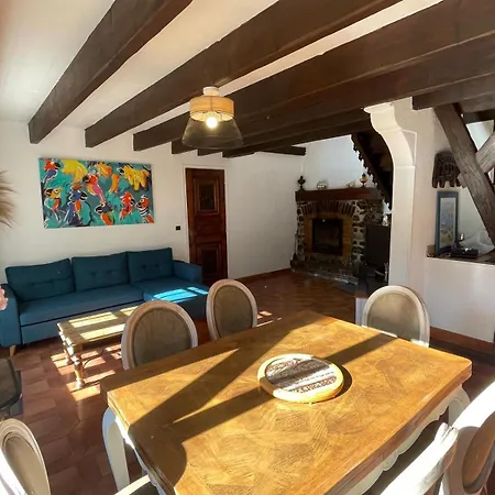 La Petite Maison Des Monts
