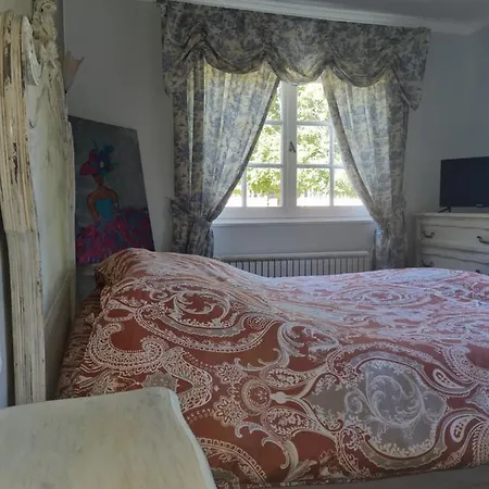 La Petite Maison Des Monts Holiday home Honfleur